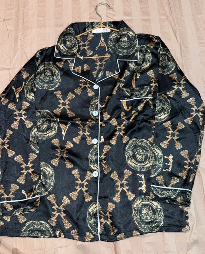 royal crest nightsuit