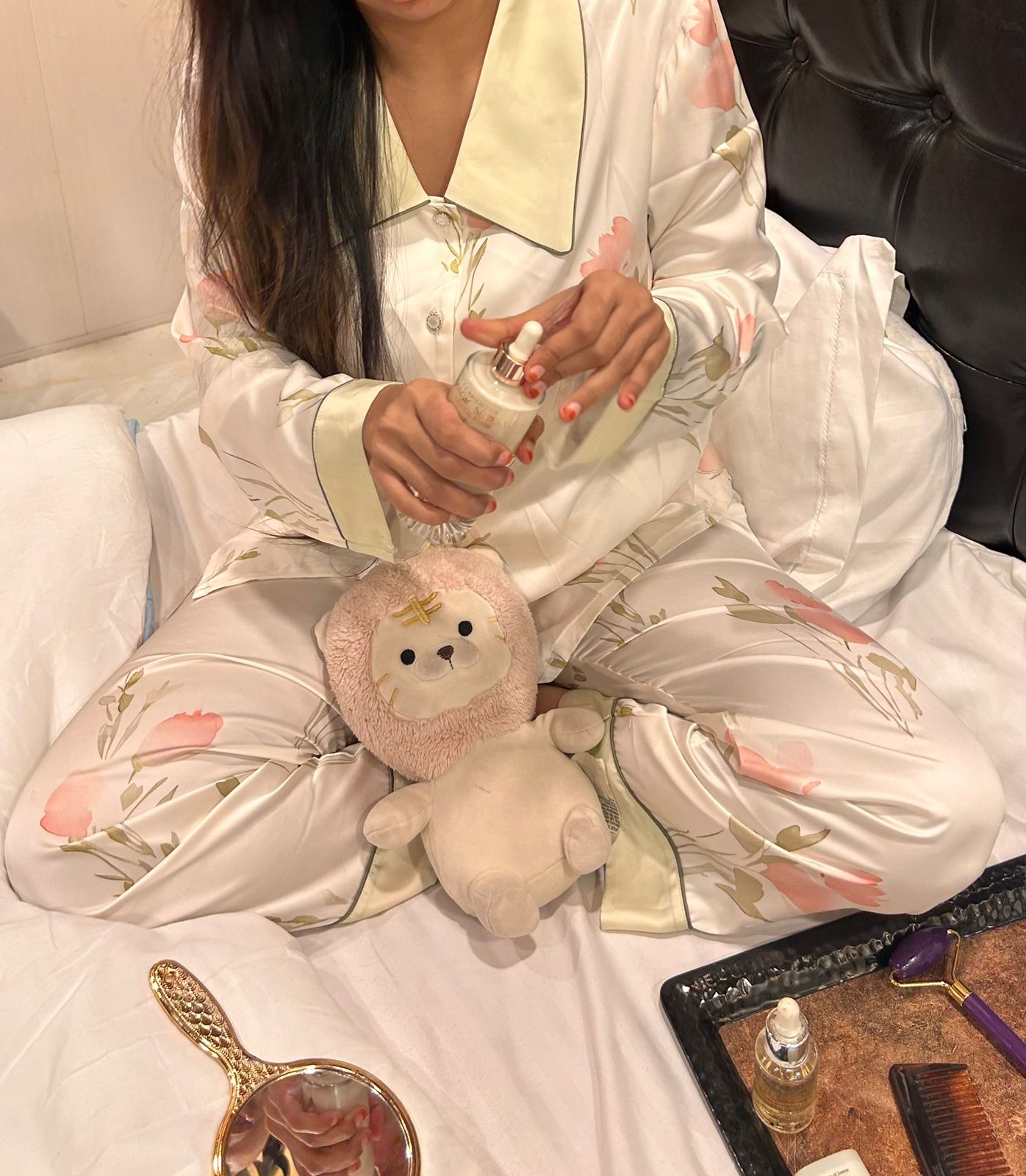 Green collar Japanese nightsuit